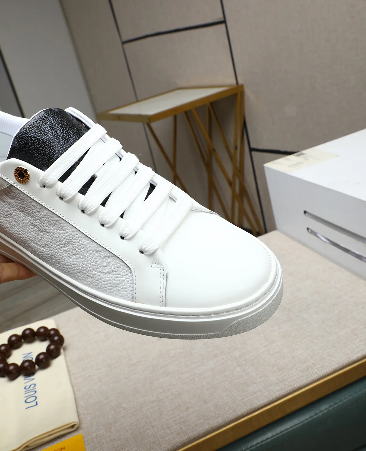 Men's men's shoes 💰540 📛📛(Niuli) high-end [LOUIS VUITTON] Louis Vuitton official website synchronized new products 👟Milan fashion catwalk style 🇰🇾🇰🇾LV family logo, celebrity style, a must-have for fashionistas ⚠️Top-layer calfskin ➕Cow leather lining ➕Mesh lining Official website original special outsole👞Number 38-44